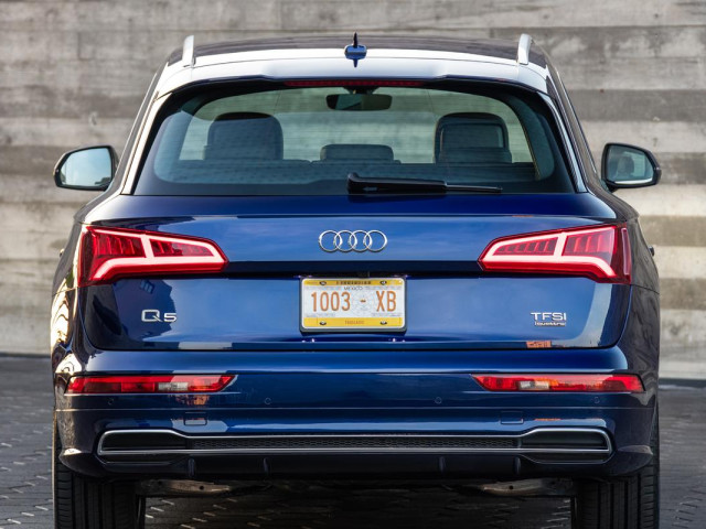 Audi Q5 фото
