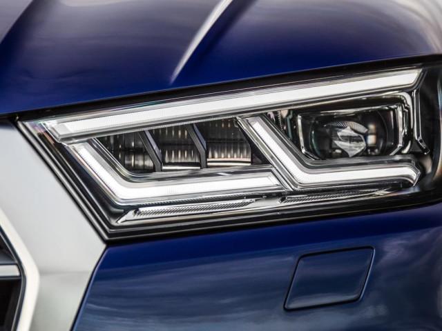 Audi Q5 фото