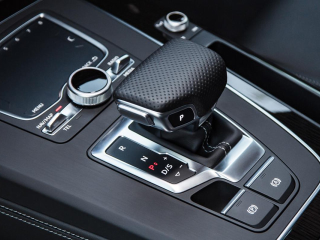 Audi Q5 фото