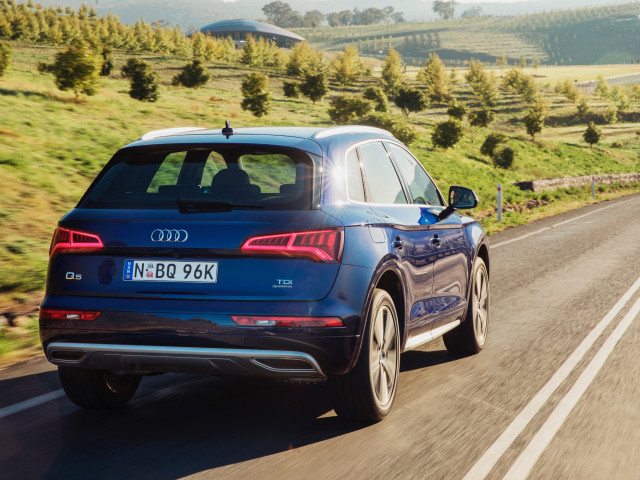 Audi Q5 фото