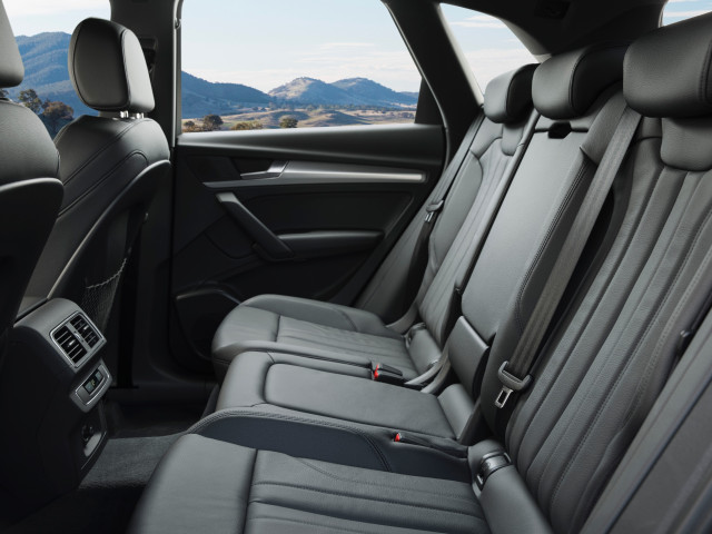 Audi Q5 фото