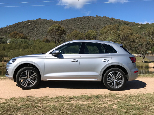 Audi Q5 фото