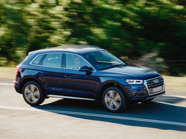 Audi Q5 фото