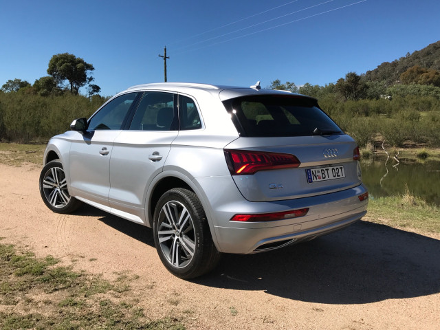 Audi Q5 фото