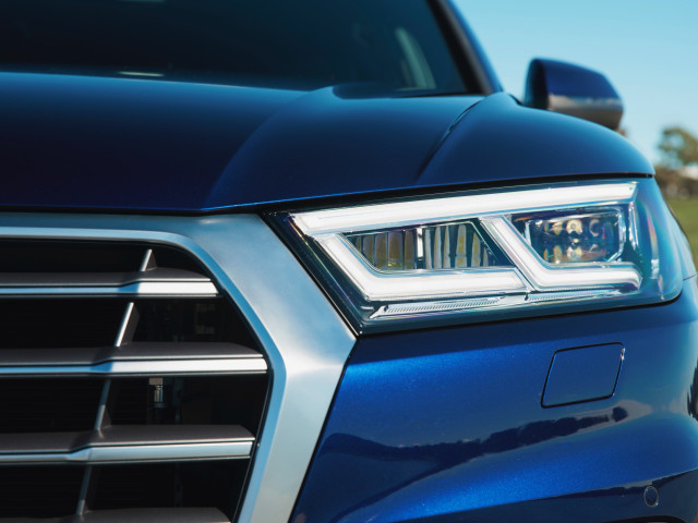 Audi Q5 фото