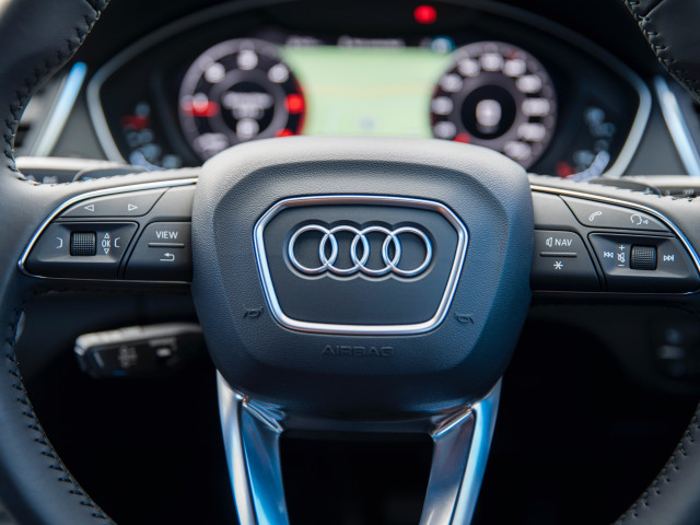 Audi Q5 фото