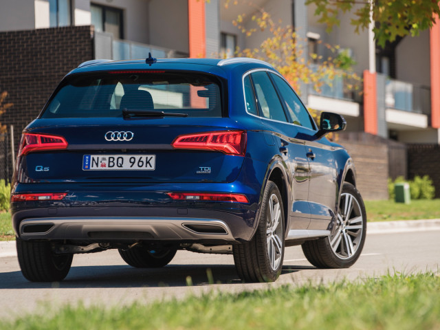 Audi Q5 фото