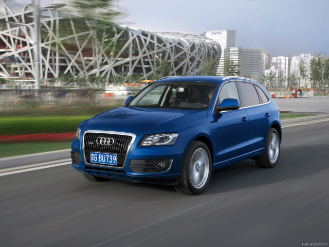 Audi Q5 фото