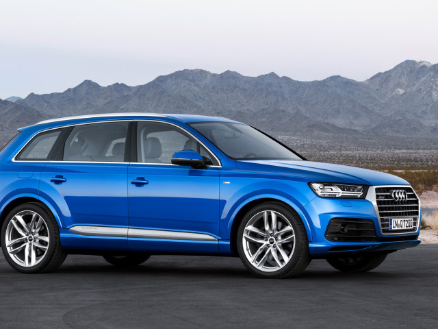 Audi Q7 фото