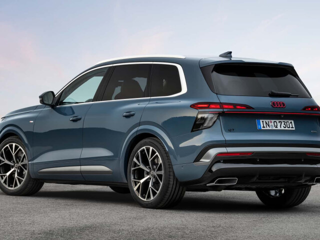 Audi Q7 фото