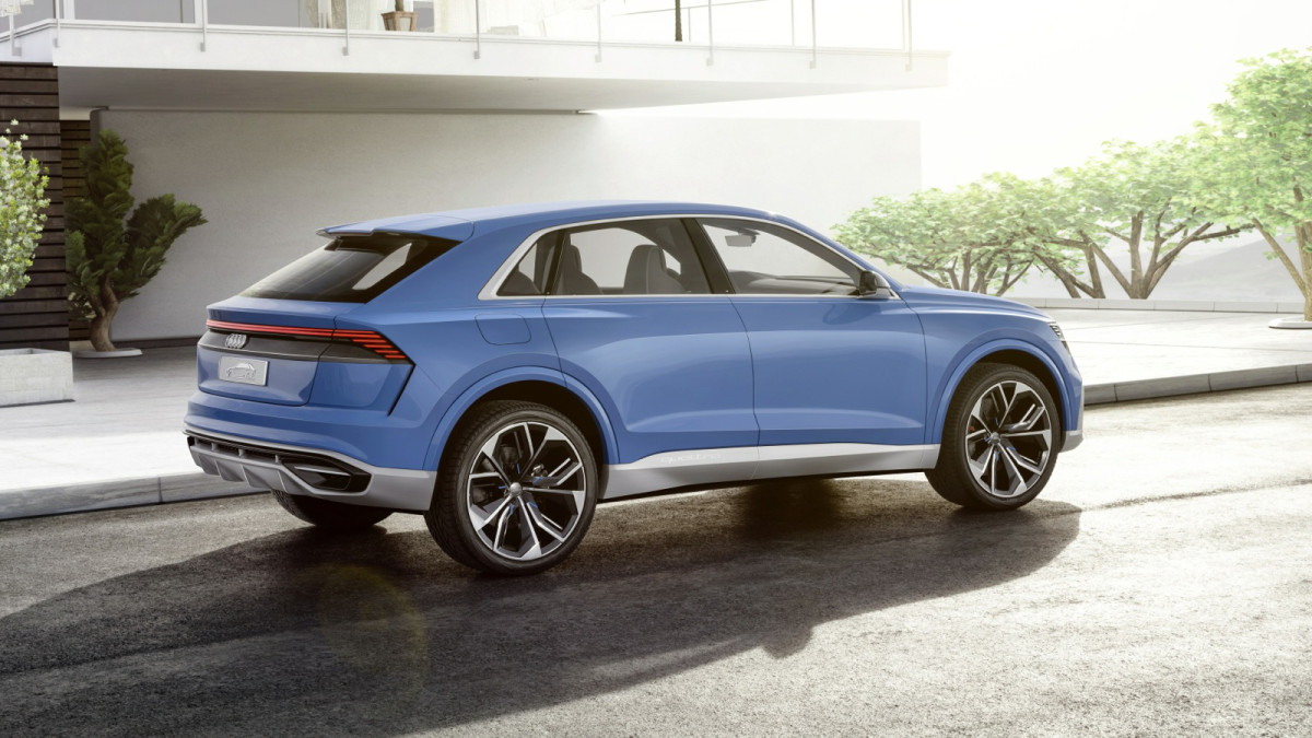 Audi Q8 фото 179600