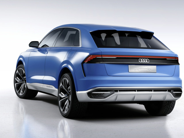 Audi Q8 фото