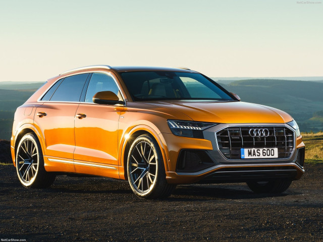 Audi Q8 фото