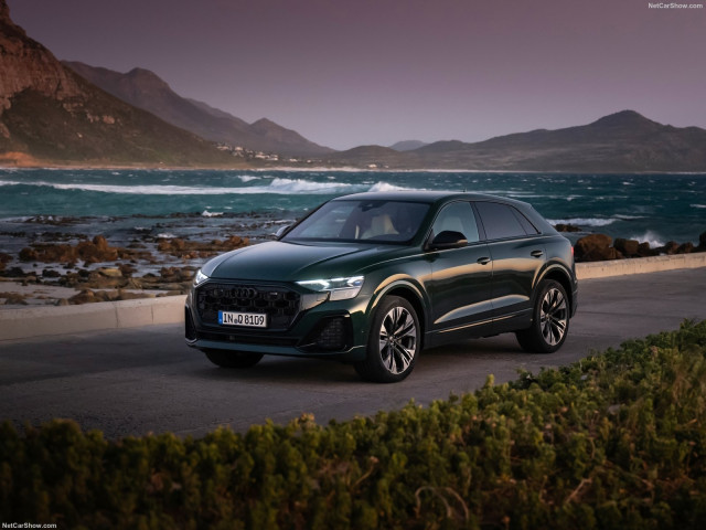 Audi Q8 фото