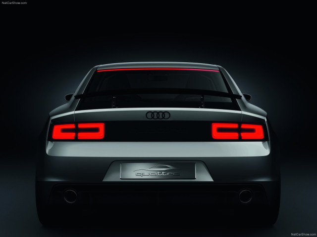 Audi Quattro фото