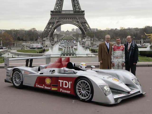 Audi R10 фото