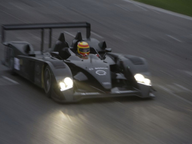 Audi R10 фото