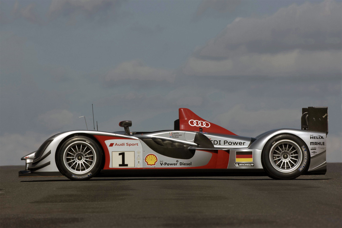 Audi R15 фото 64206