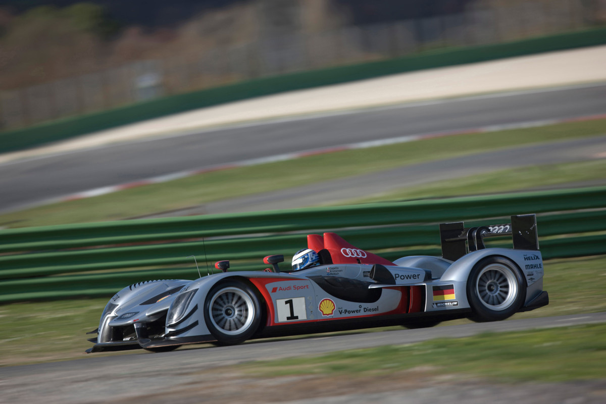 Audi R15 фото 64208