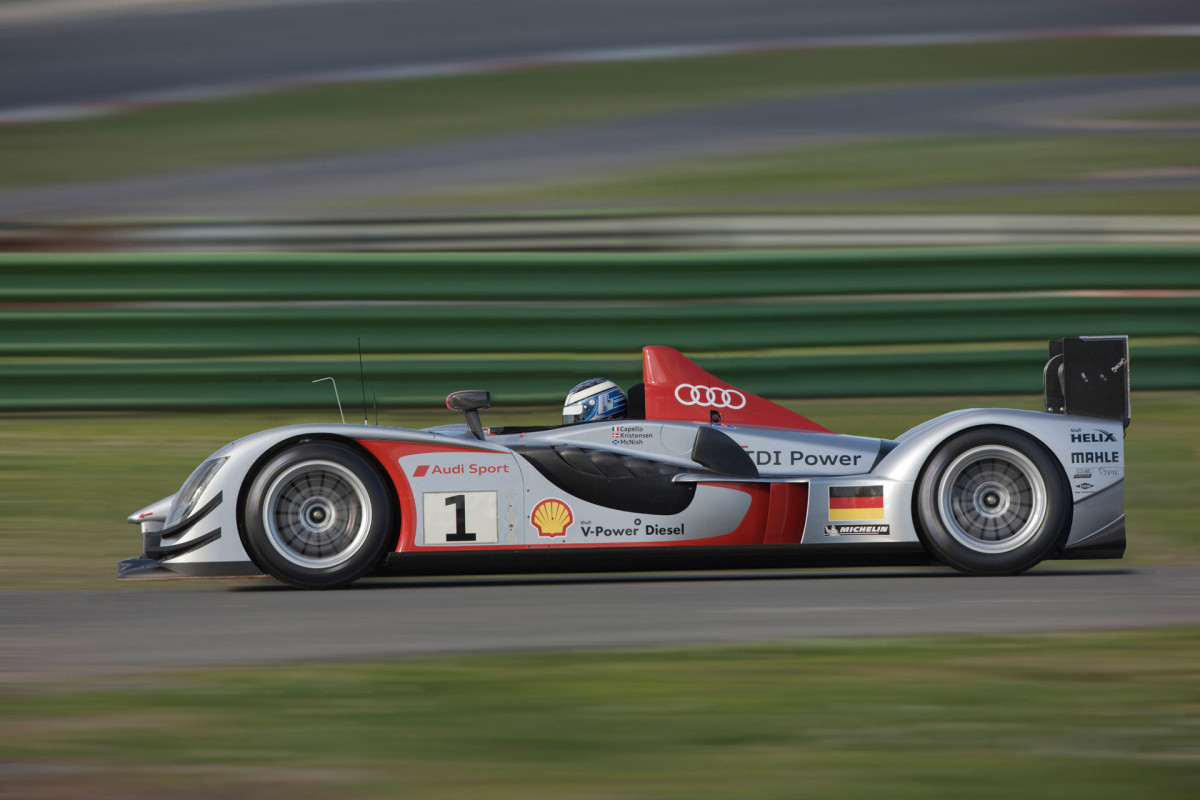 Audi R15 фото 64209