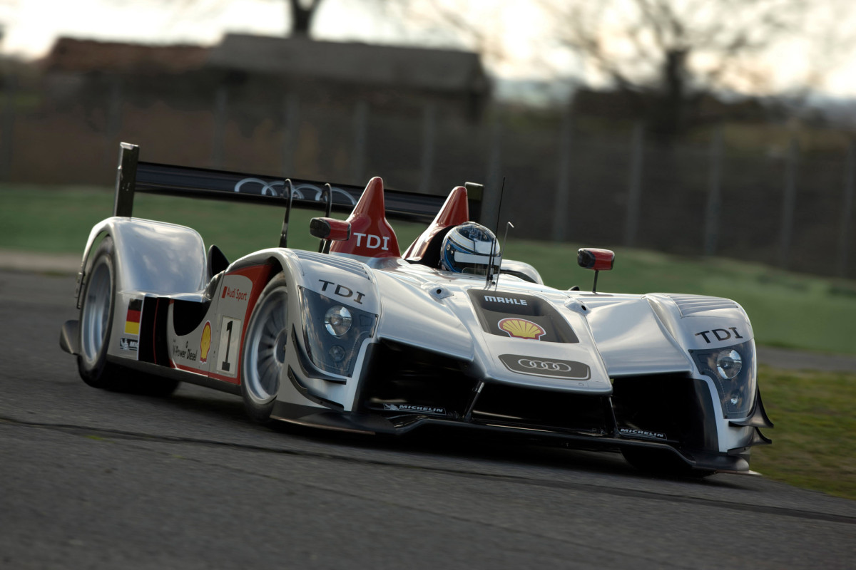 Audi R15 фото 64211