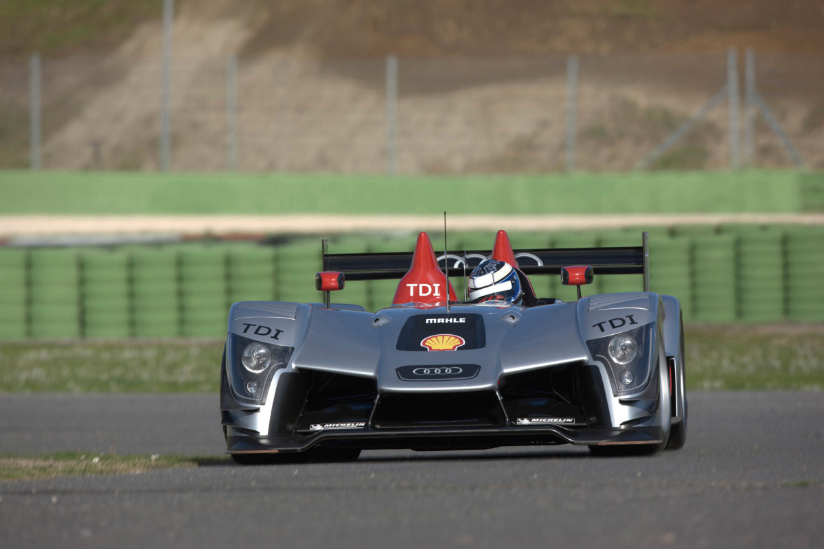 Audi R15 фото 64212