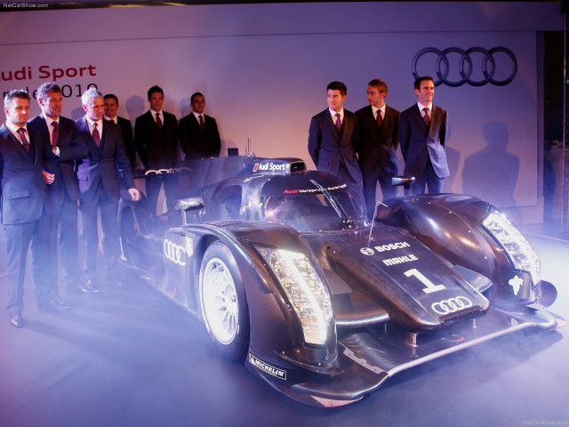 Audi R18 фото