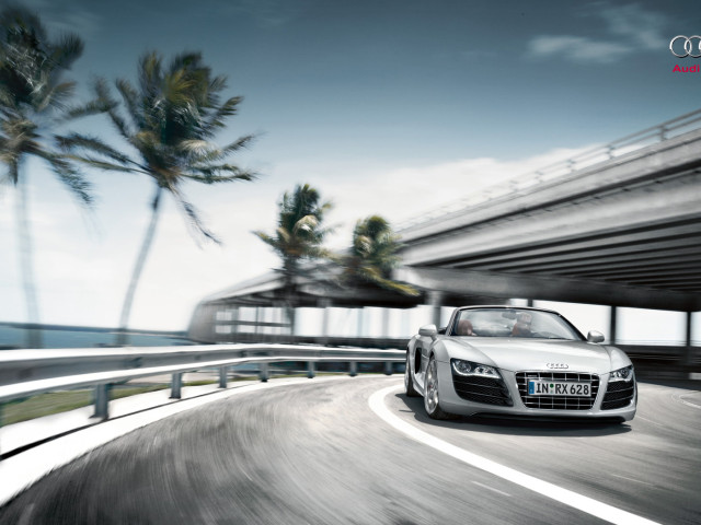 Audi R8 Spyder фото