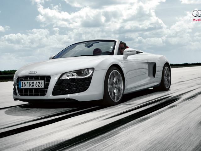 Audi R8 Spyder фото