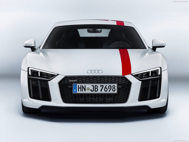 Audi R8 V10 фото