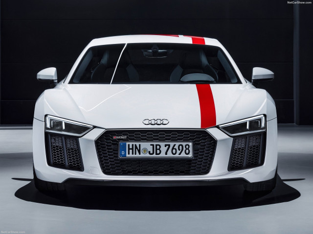 Audi R8 V10 фото