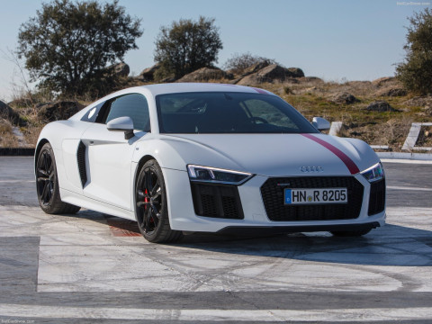 Audi R8 V10 фото