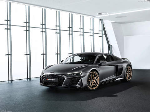 Audi R8 V10 фото