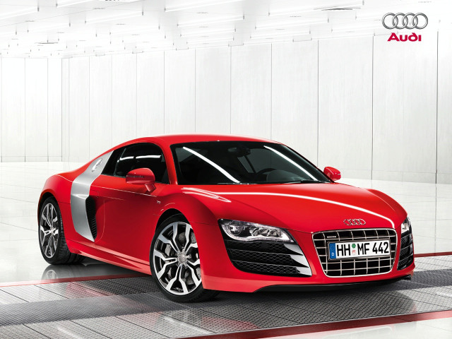 Audi R8 V10 фото