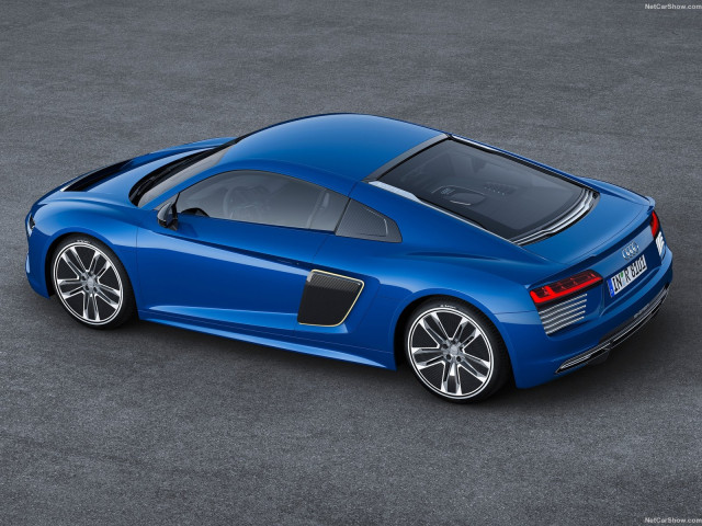 Audi R8 фото