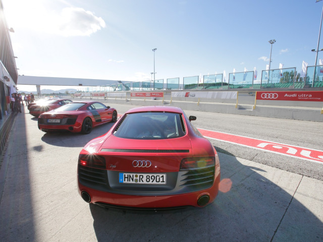 Audi R8 фото