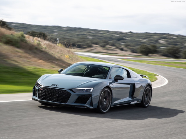 Audi R8 фото