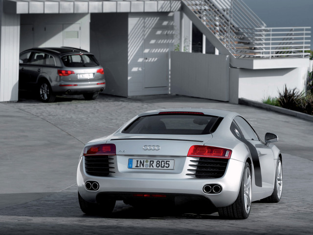 Audi R8 фото