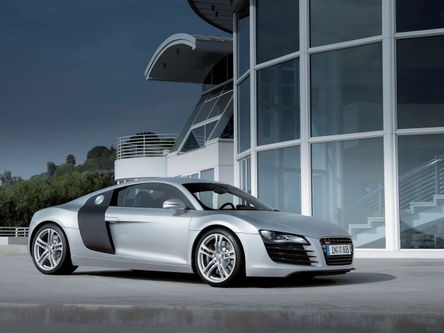 Audi R8 фото