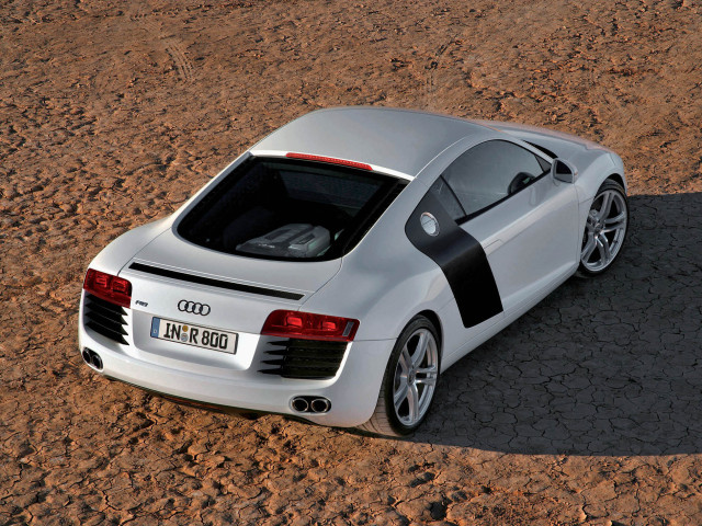 Audi R8 фото