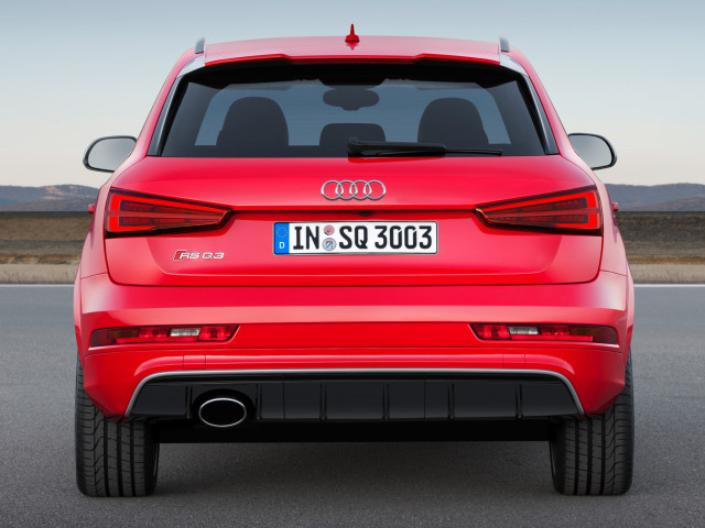 Audi RS Q3 фото