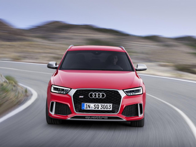 Audi RS Q3 фото