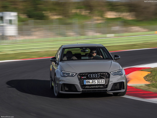 Audi RS3 Sportback фото