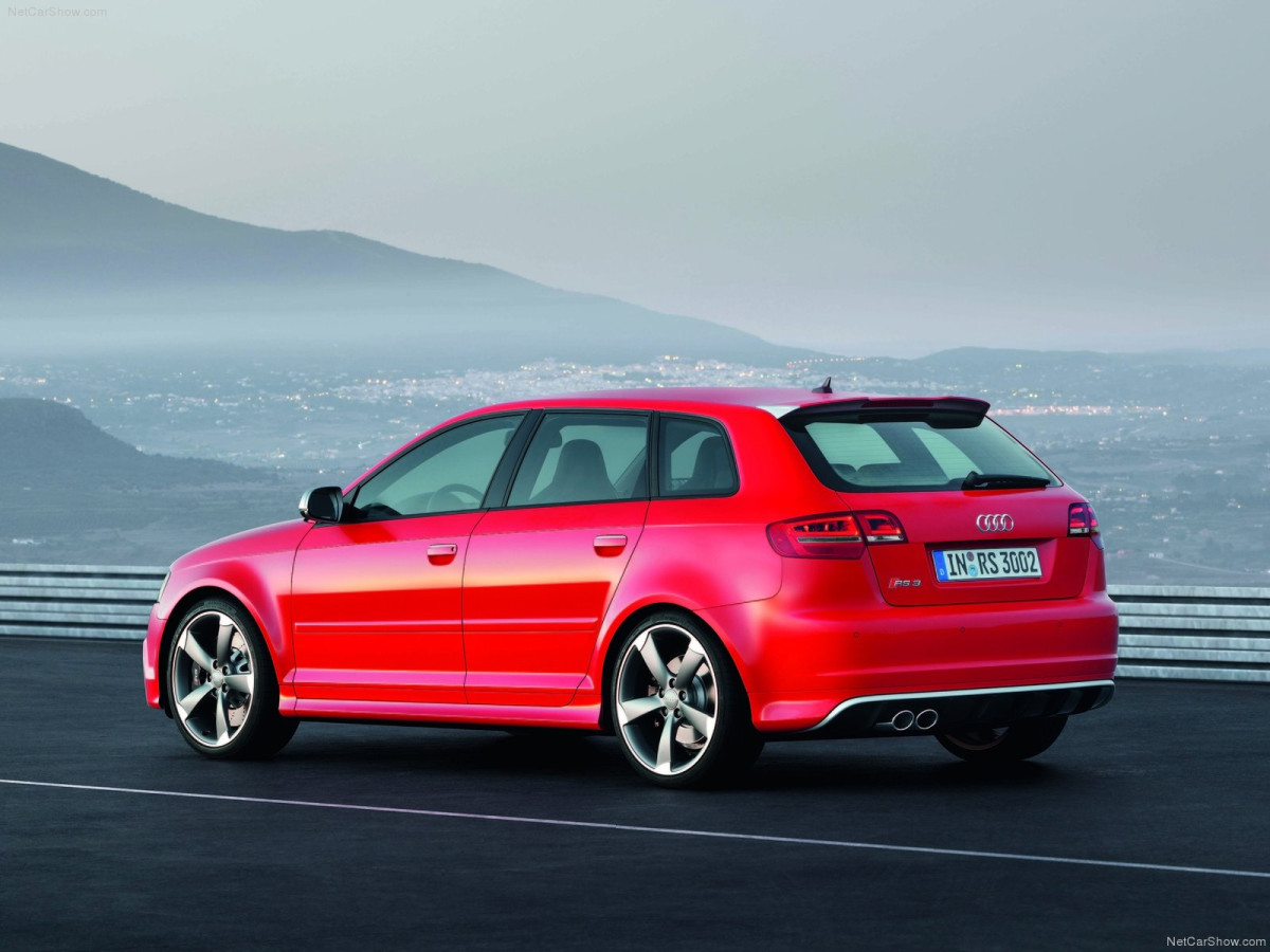 Audi RS3 Sportback фото 80080