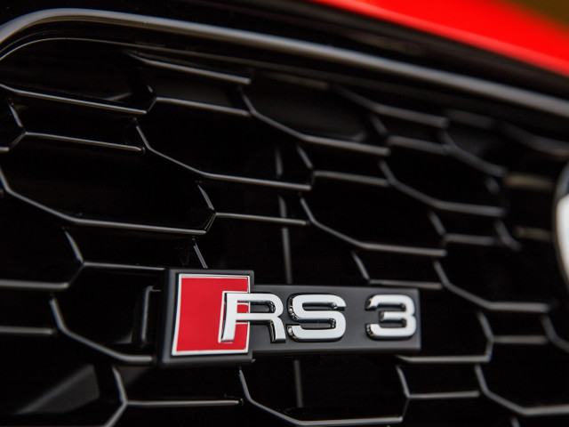 Audi RS3 фото