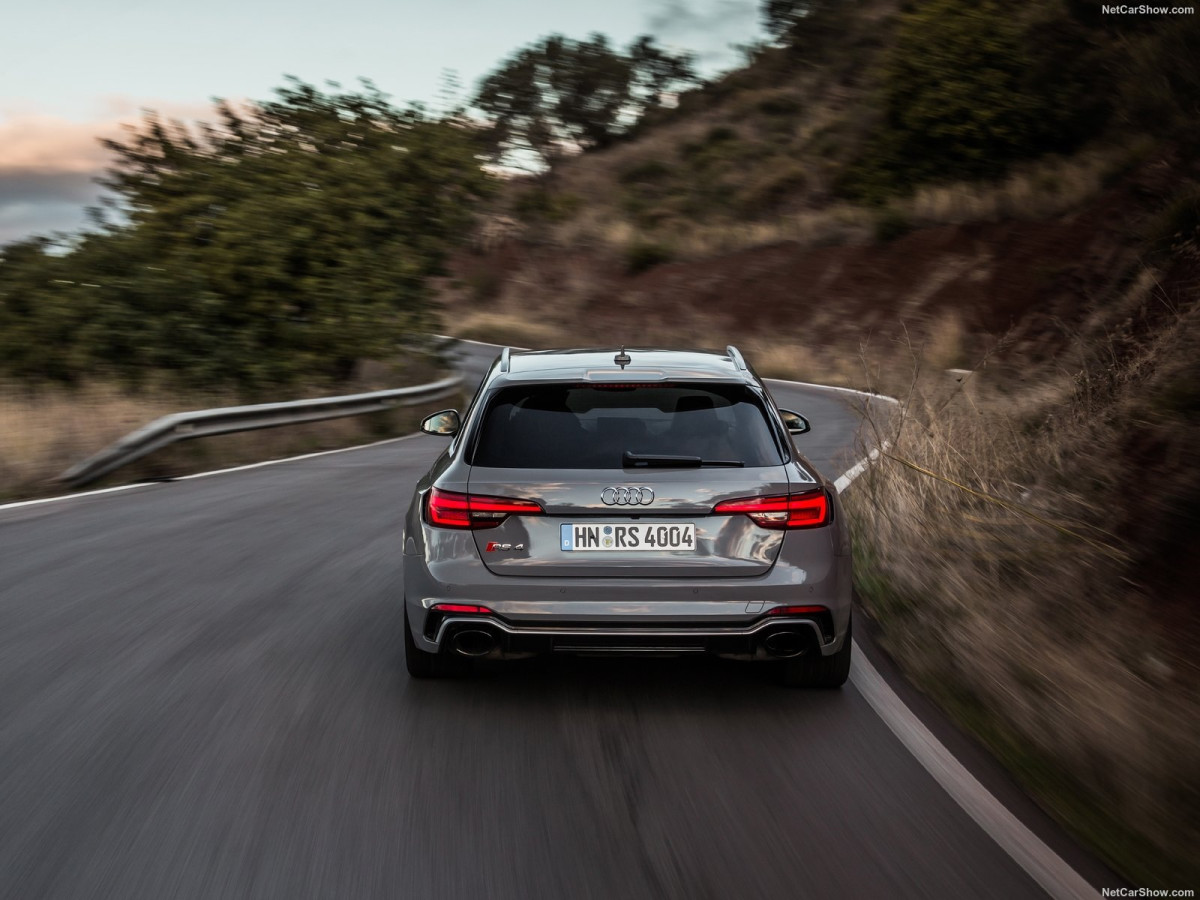 Audi RS4 Avant фото 198329