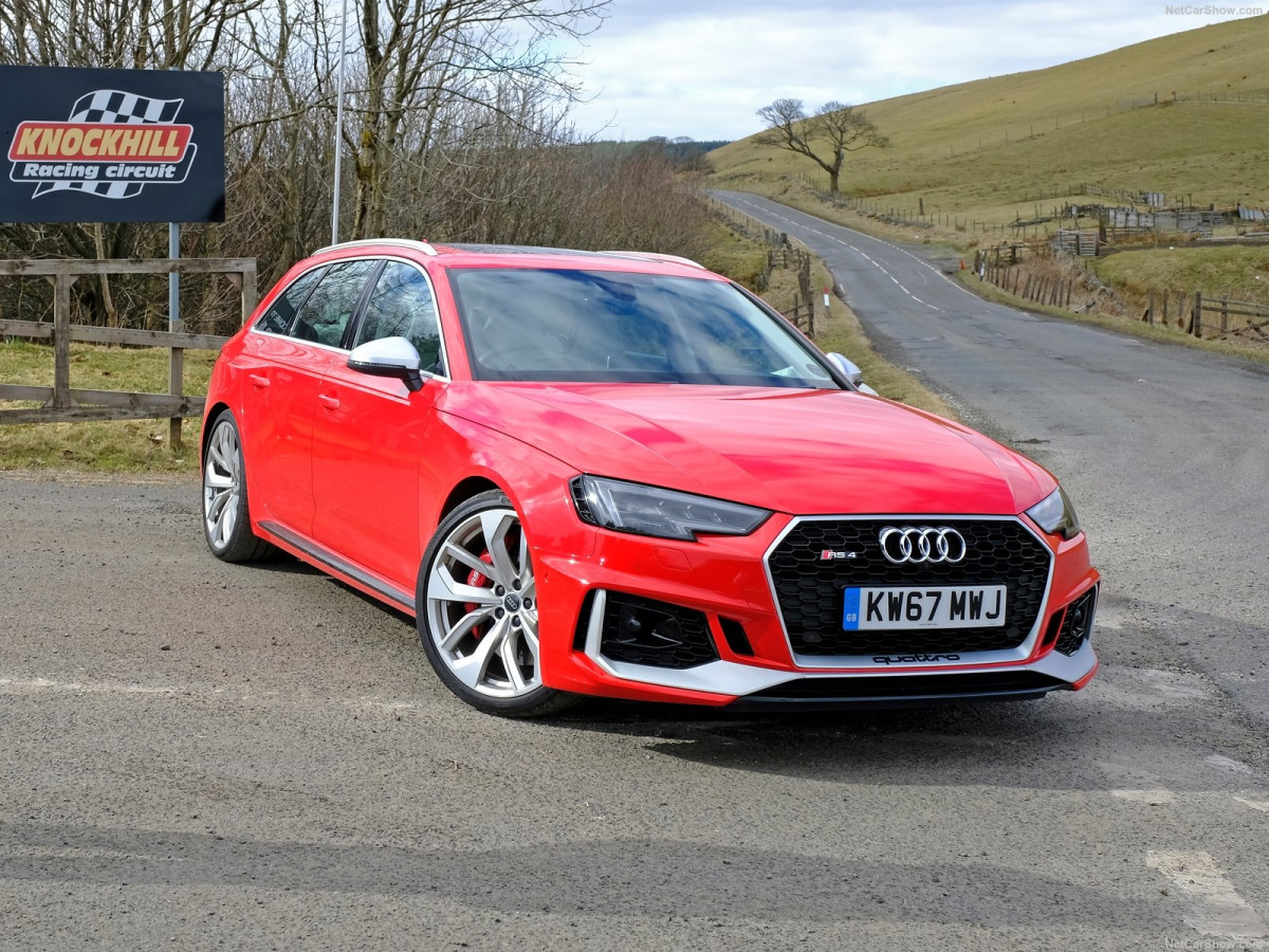 Audi RS4 Avant фото 198336