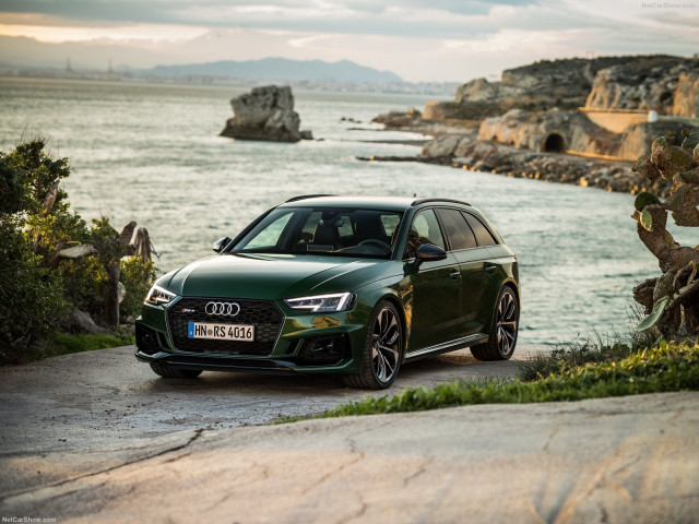 Audi RS4 Avant фото