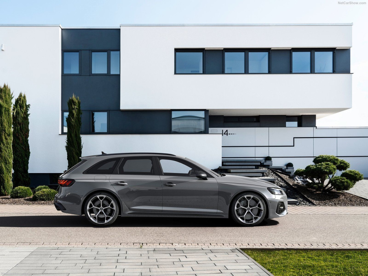 Audi RS4 Avant фото 209368