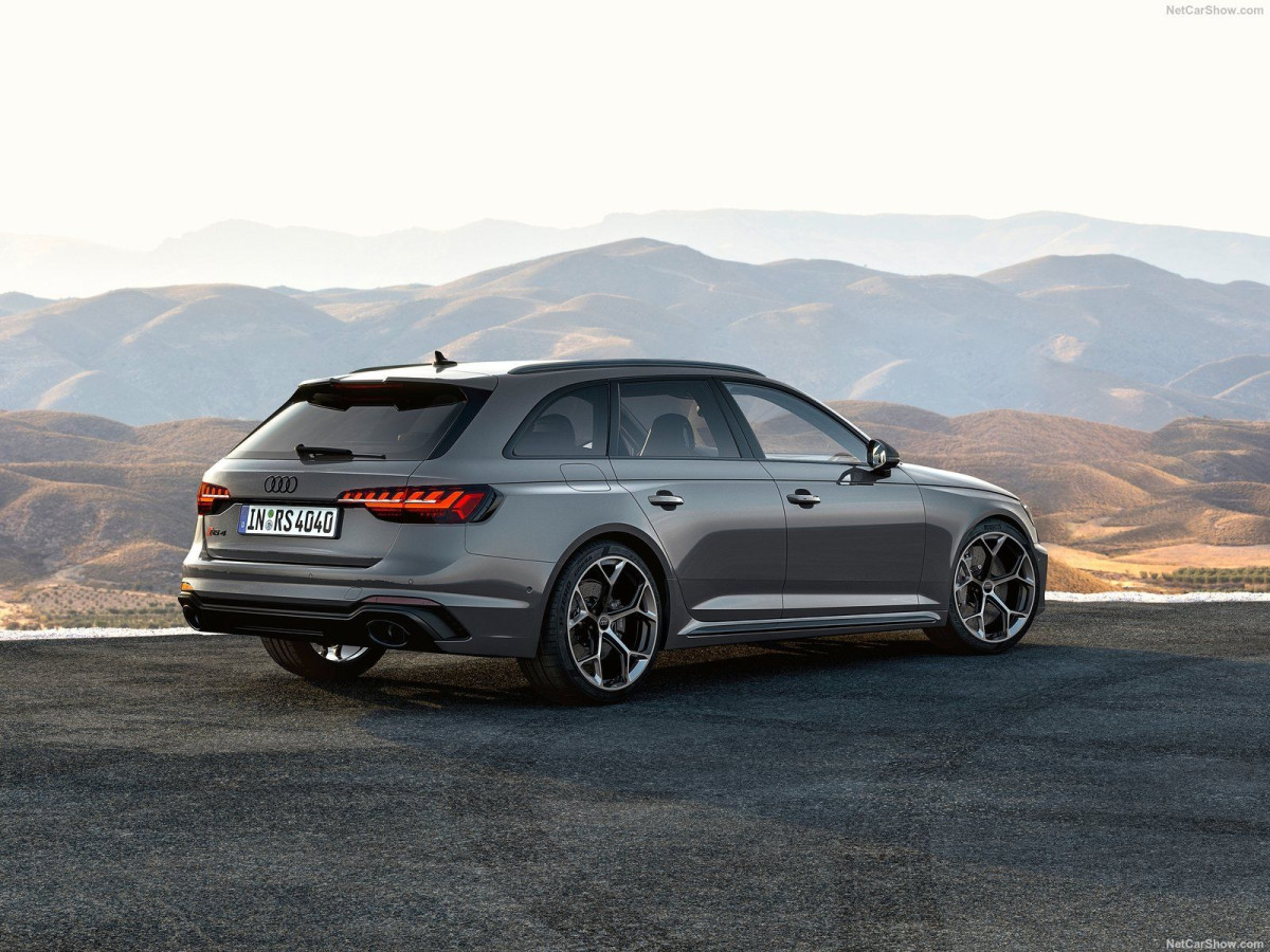 Audi RS4 Avant фото 209372